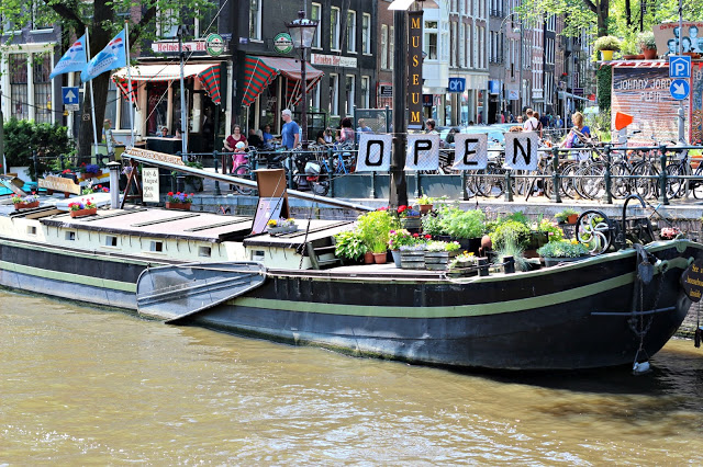 a layover in amsterdam via Finding Beautiful Truth