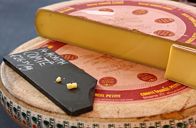 borough market | London photo diary via Finding Beautiful Truth