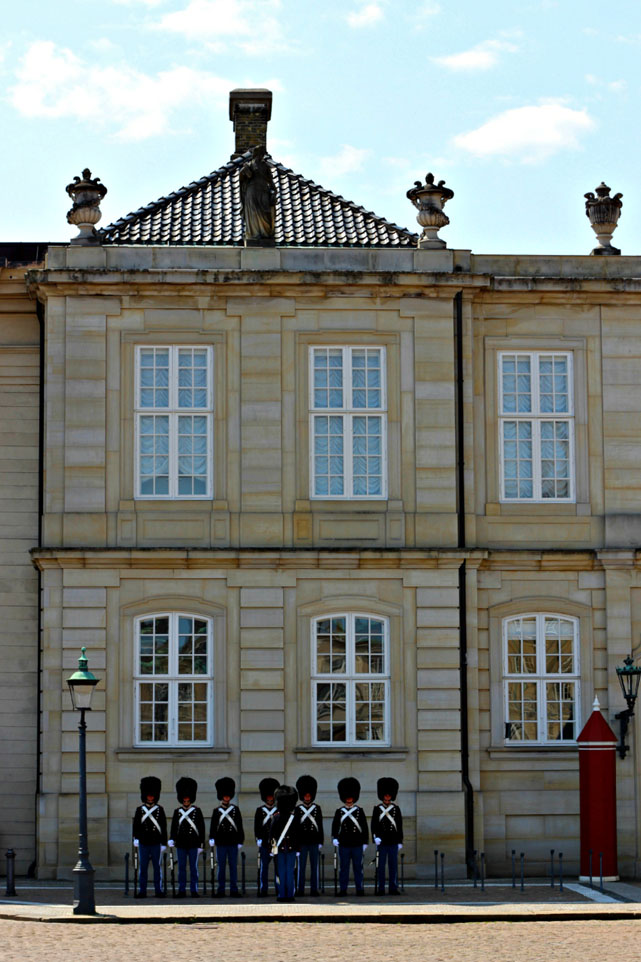 copehnagen bike tour via Finding Beautiful Truth