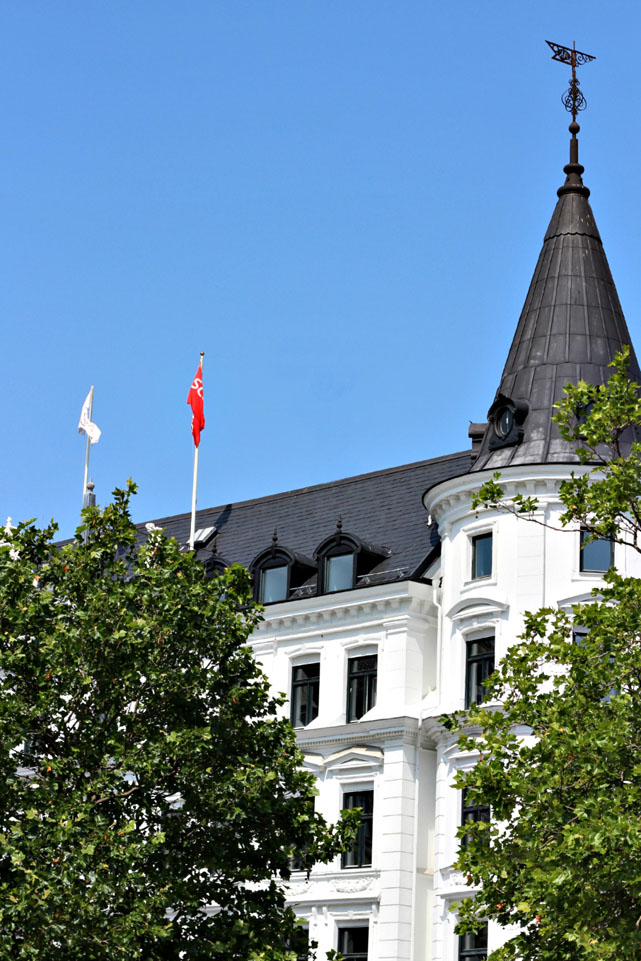 day trip to Malmo, Sweden | photo diary via Finding Beautiful Truth