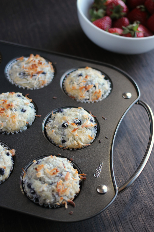 coconut blueberry muffins 3