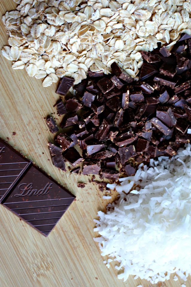 oatmeal coconut chocolate chip cookies