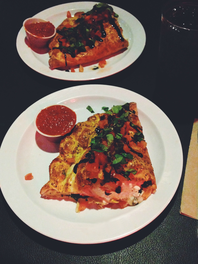 calzone at the pie 4