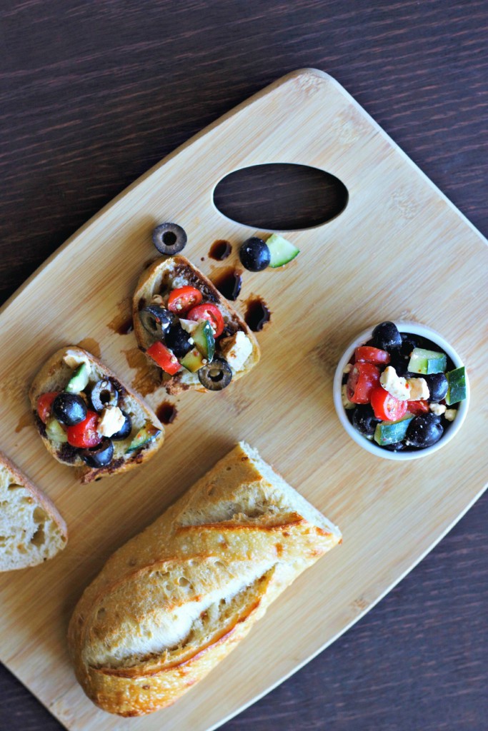 meatless monday, recipe, mediterranean bruschetta