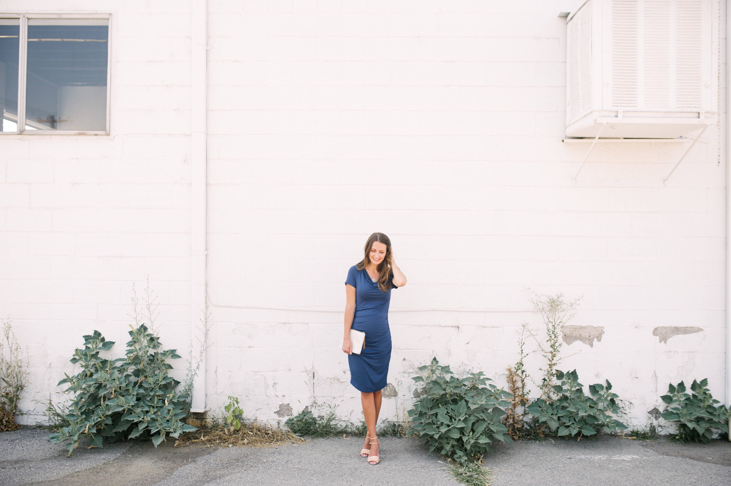 maternity style: blue pencil dress