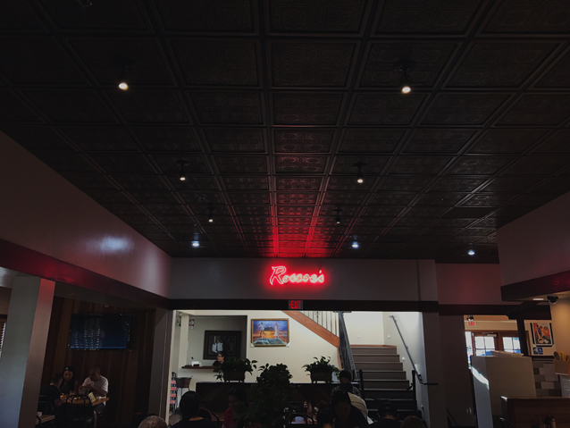 roscoe's for fried chicken and waffles | travel diary via Finding Beautiful Truth