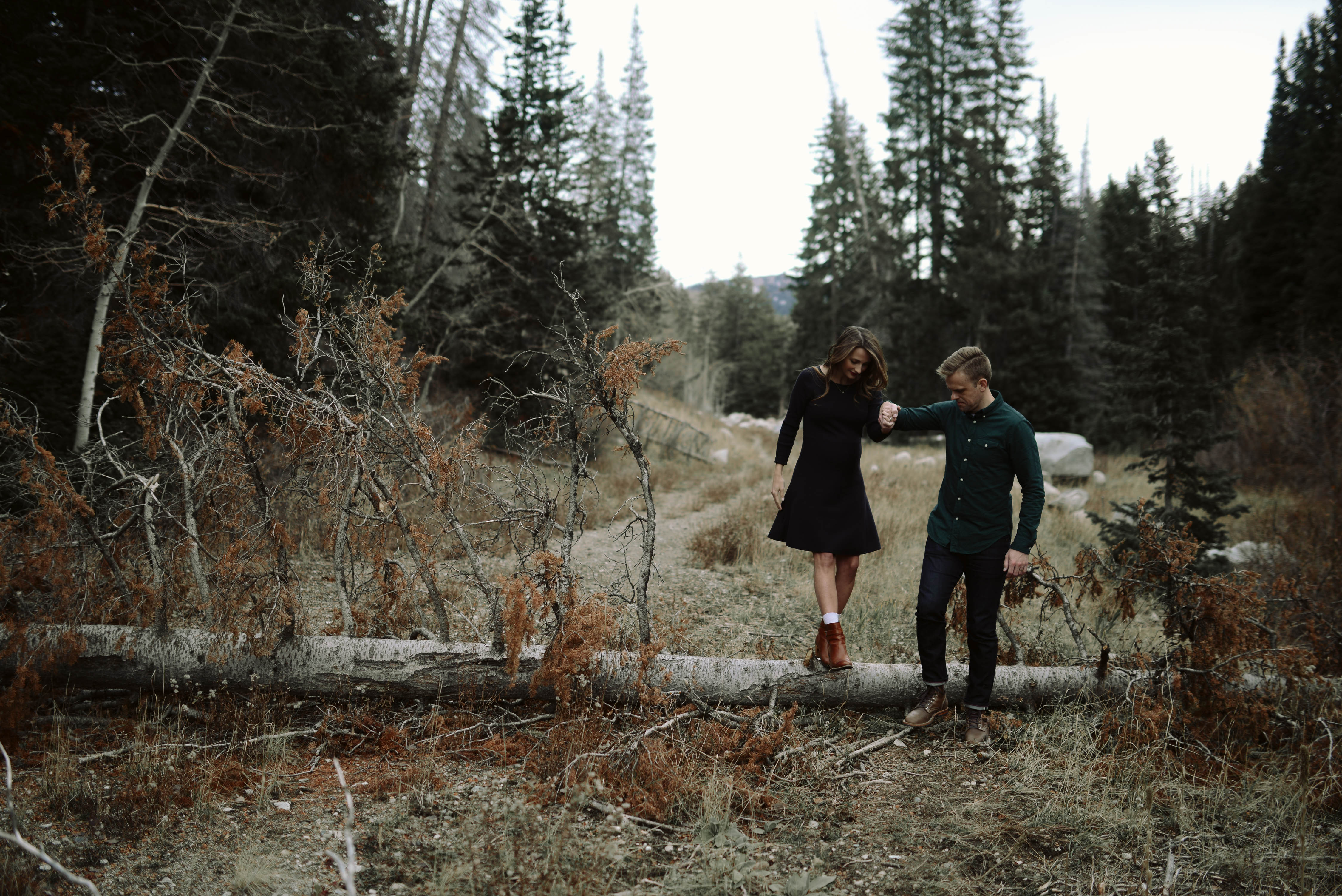 maternity photos via Finding Beautiful Truth