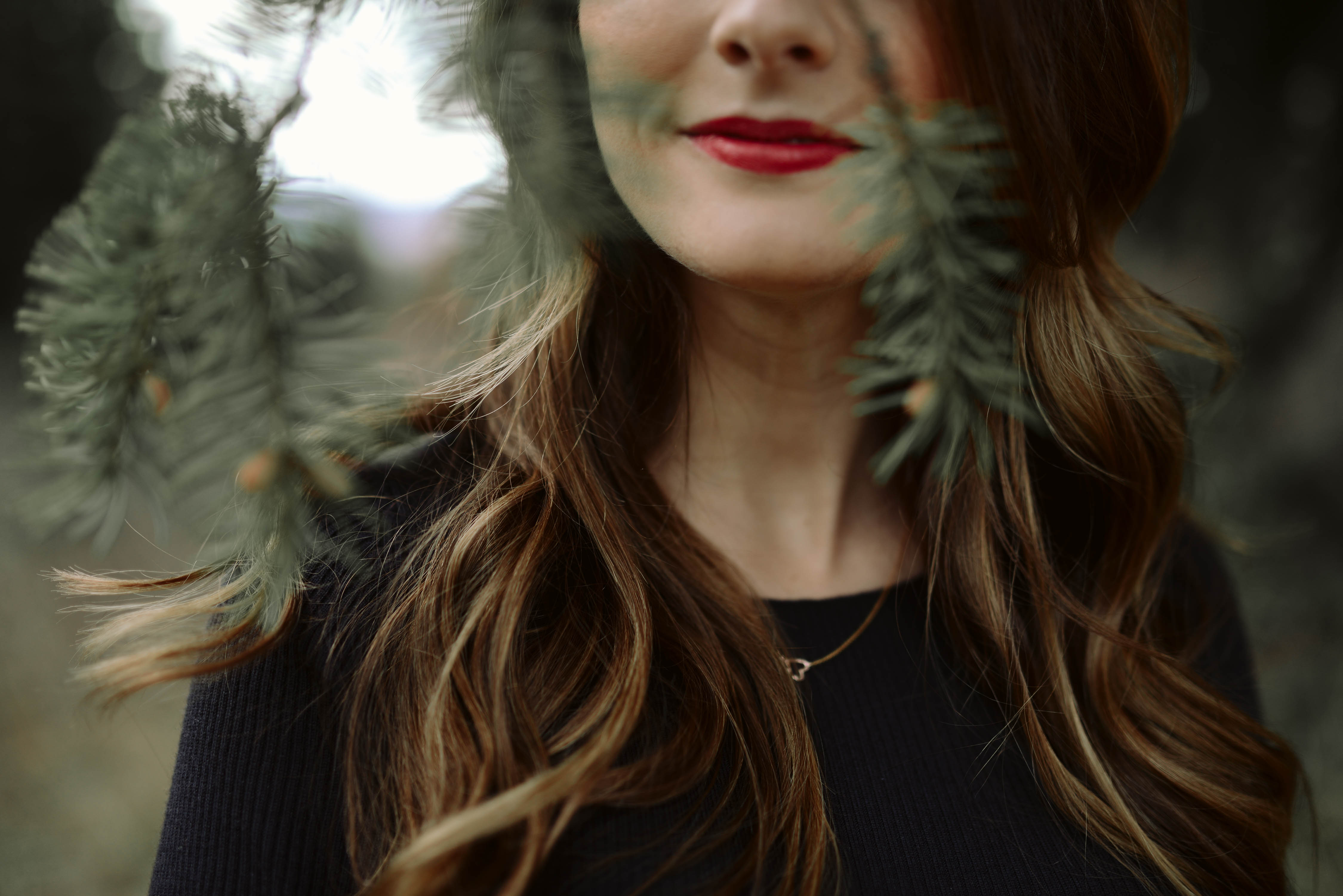 maternity photos via Finding Beautiful Truth