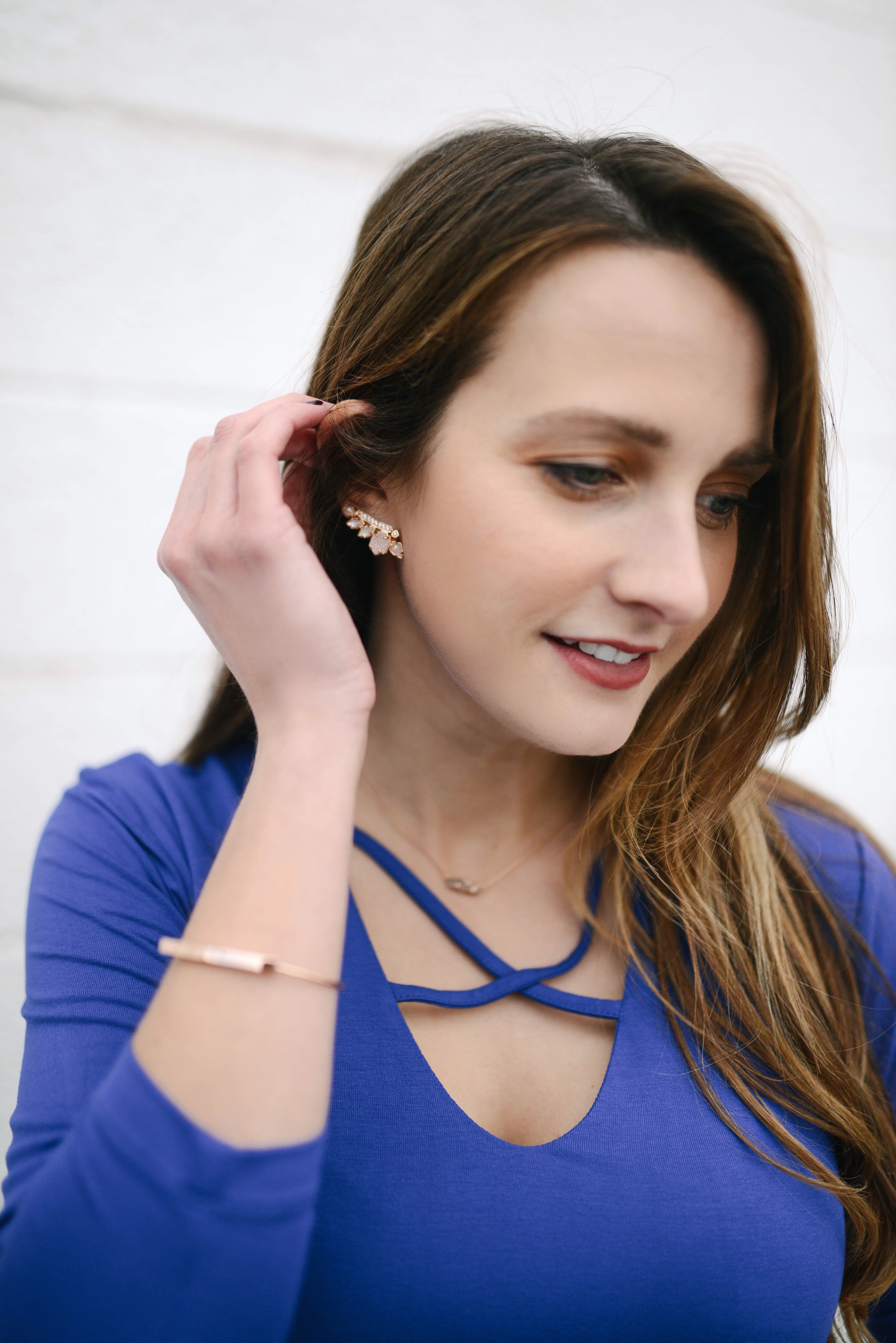 leopard print coat with kendra scott jewelry | via Finding Beautiful Truth