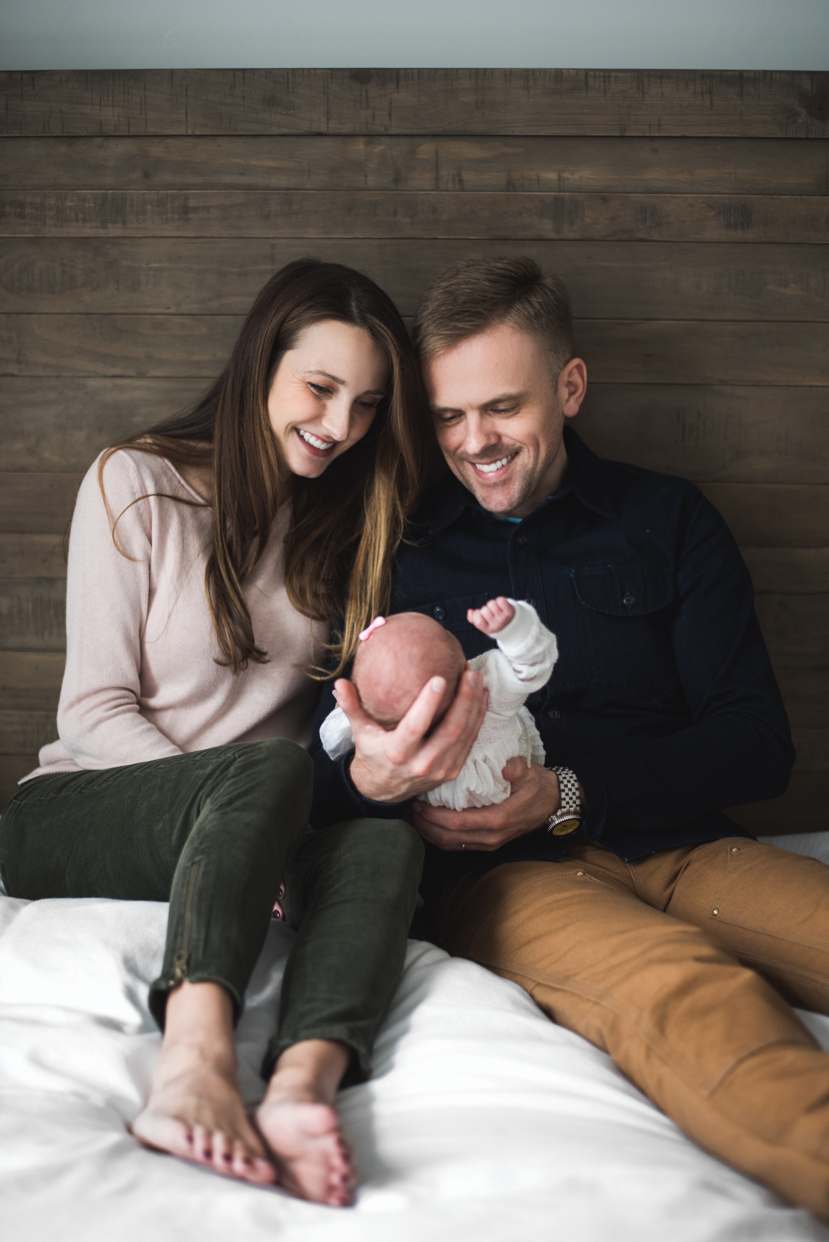 newborn photo session | via Finding Beautiful Truth