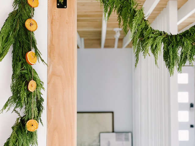 easy DIY orange slice garland | mid-century modern holiday at home with Finding Beautiful Truth