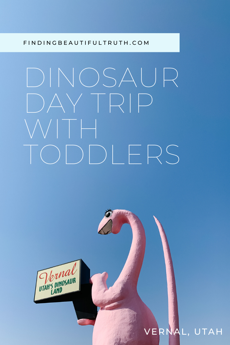 day trip to dinosaur national monument with toddlers | Finding Beautiful Truth