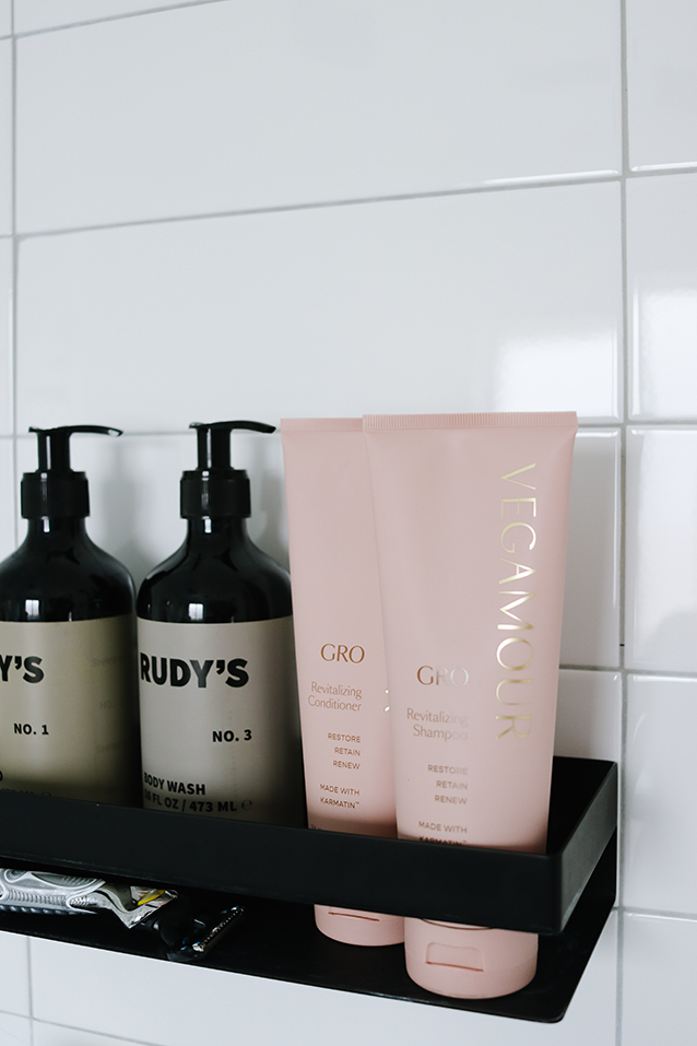 minimal mid-century modern bathroom design | Finding Beautiful Truth